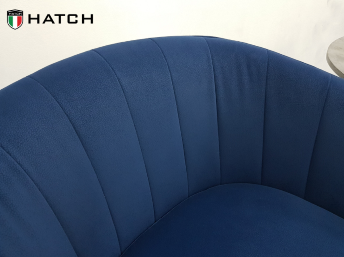 9868 DESIGNER CHAIR