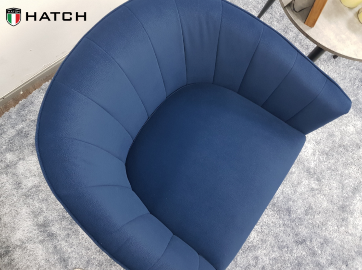 9868 DESIGNER CHAIR