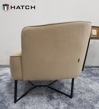 9867 DESIGNER CHAIR